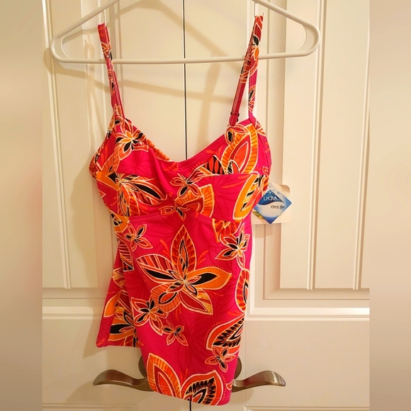Croft & Barrow Tankini Swim Top - Picture 2 of 5
